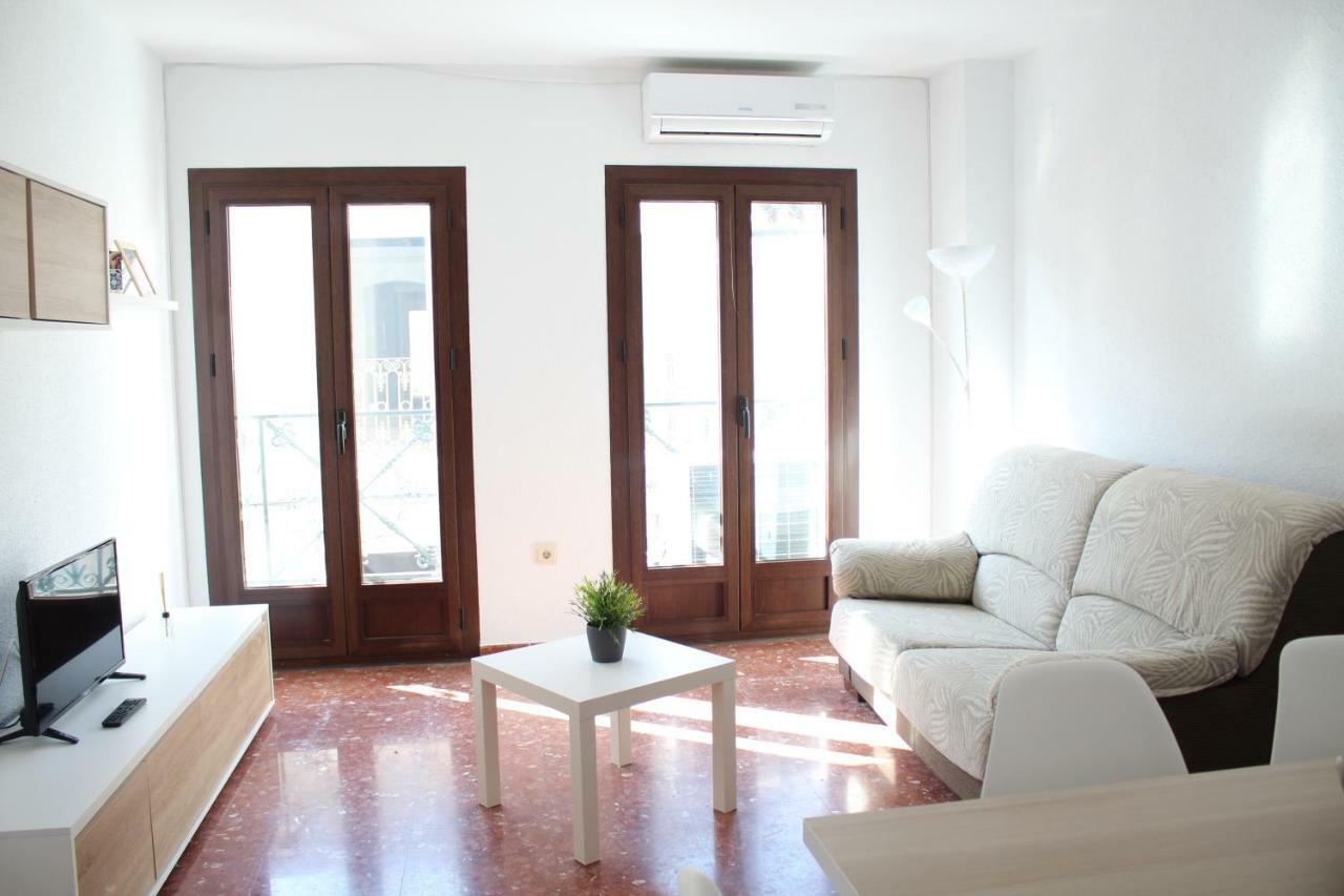 Apartamentos Nueva 13 Ronda Eksteriør billede