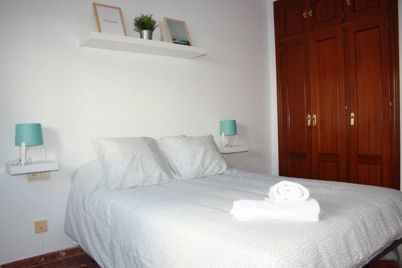 Apartamentos Nueva 13 Ronda Eksteriør billede