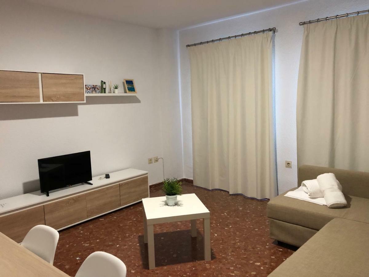 Apartamentos Nueva 13 Ronda Eksteriør billede
